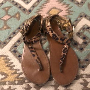 Mossimo leopard thong sandals